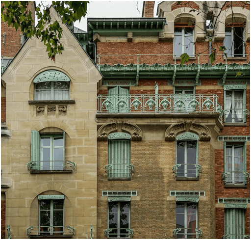 Historic buildings in Paris 16