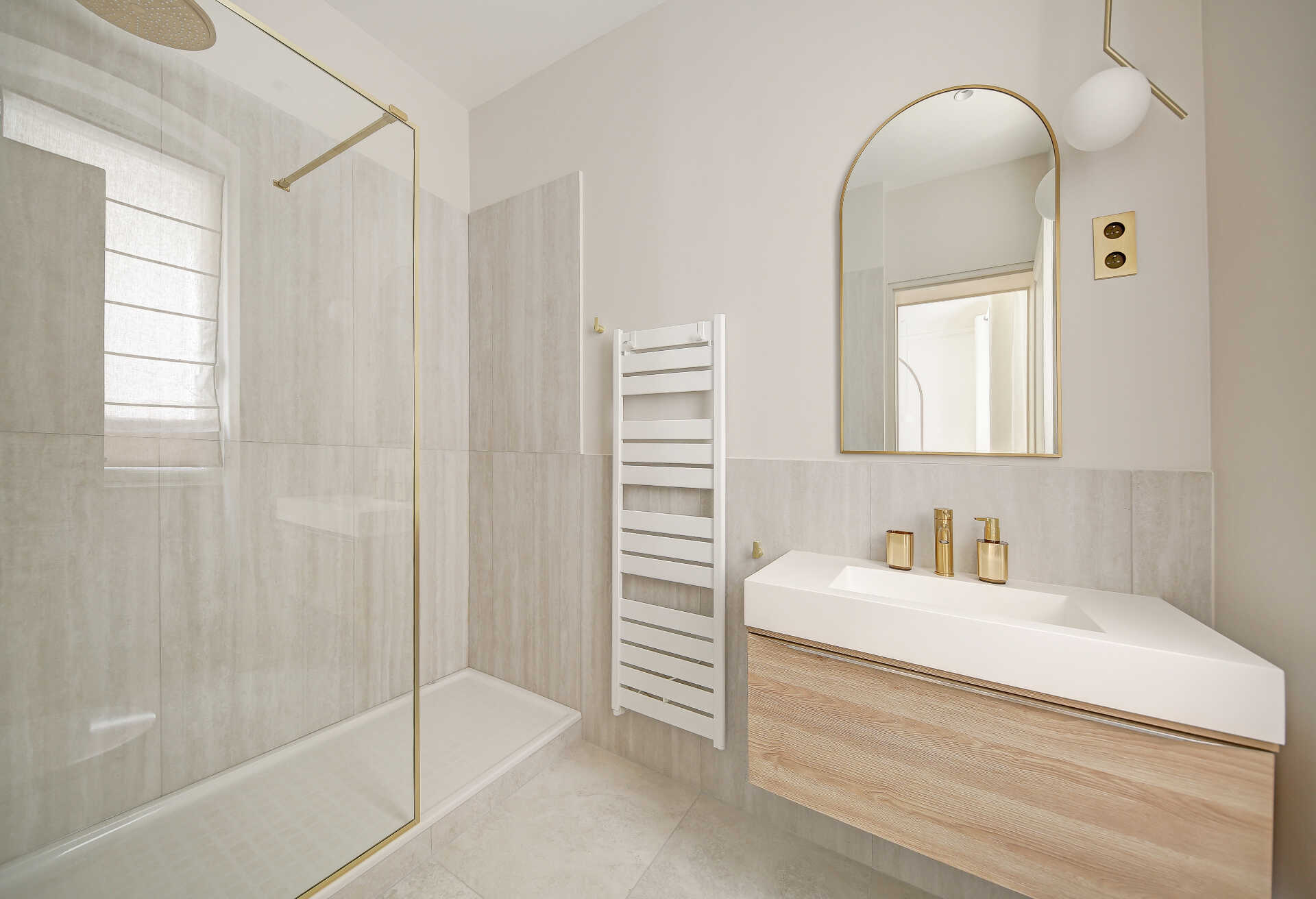 Trocadéro Room bed detail